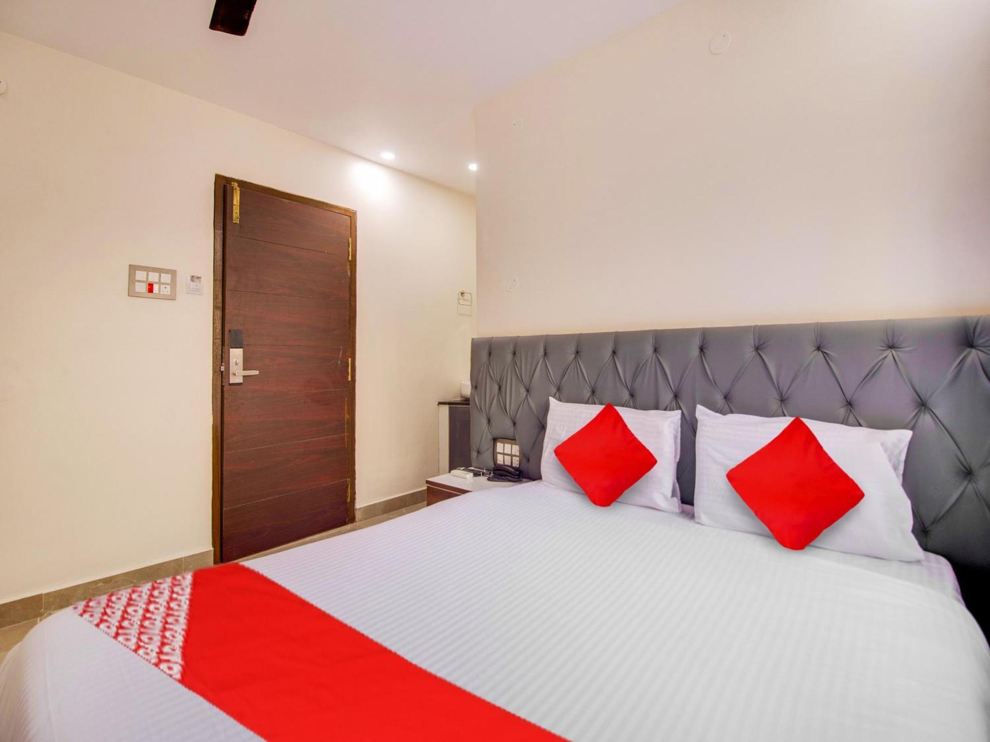 Hotel O Rr Residency Khammam Exterior foto