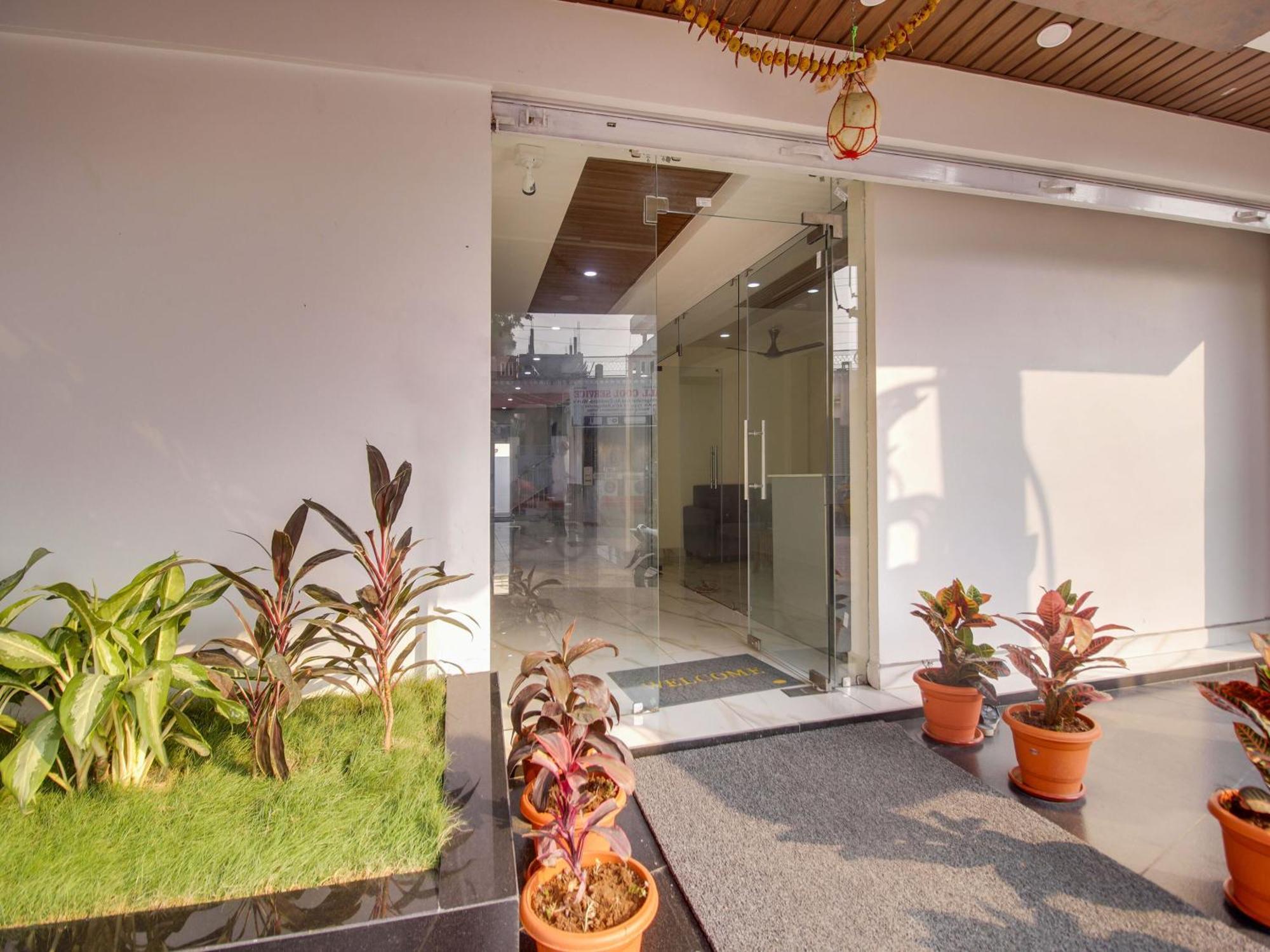 Hotel O Rr Residency Khammam Exterior foto