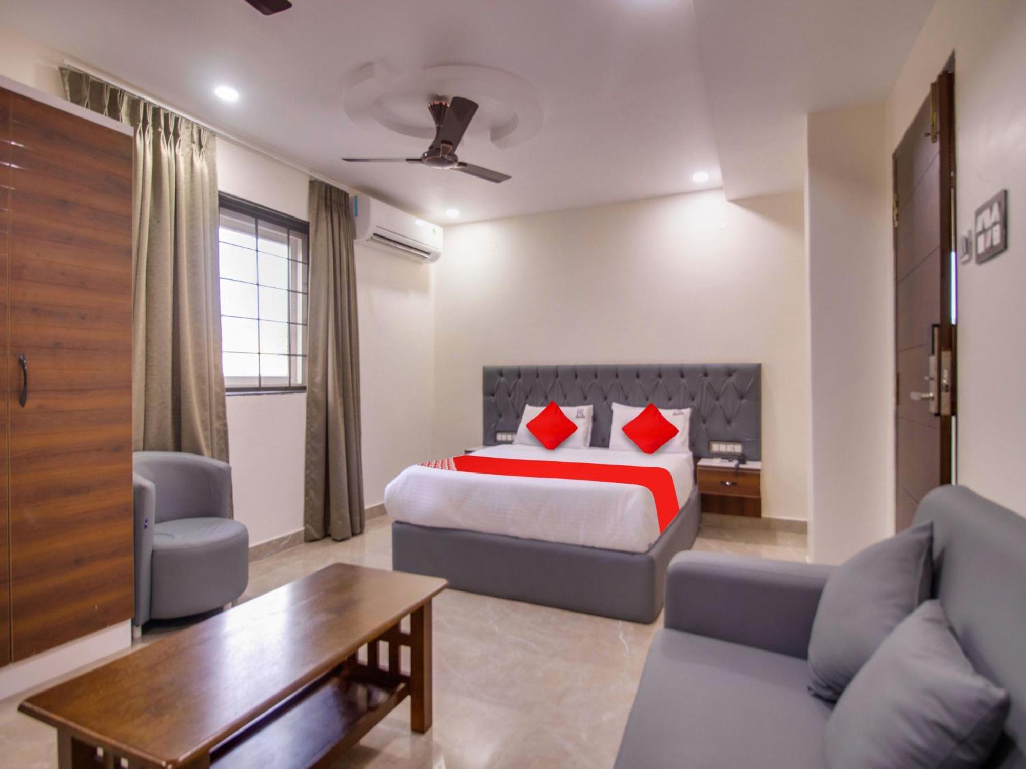Hotel O Rr Residency Khammam Exterior foto